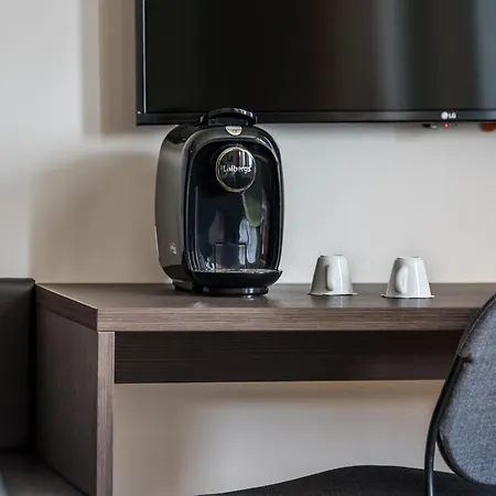 Quality Pond فندق