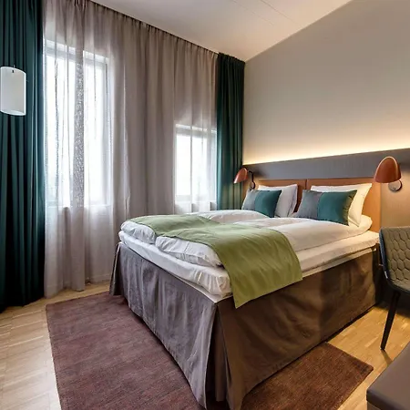 فندق Quality Pond 3*