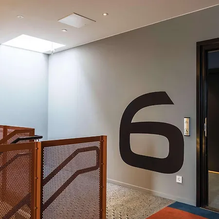 Quality Pond Hotel