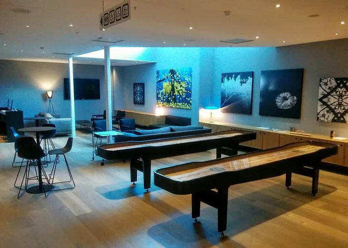 Quality Pond Hotel 3*